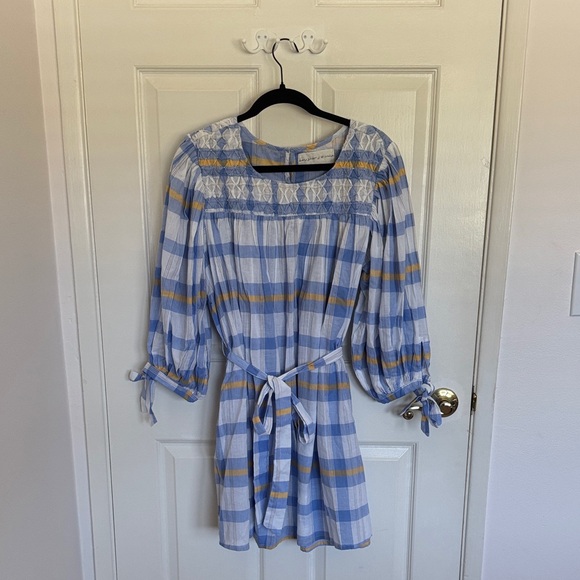 Daughters of India Dresses & Skirts - NWOT Daughters of India mini dress-LARGE.  Never worn!  Exotic print & design.
